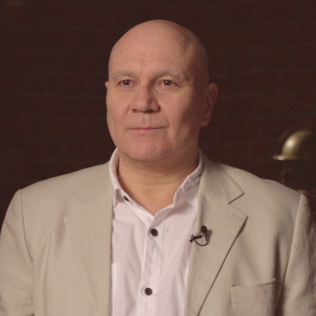 Andrew Collins photo