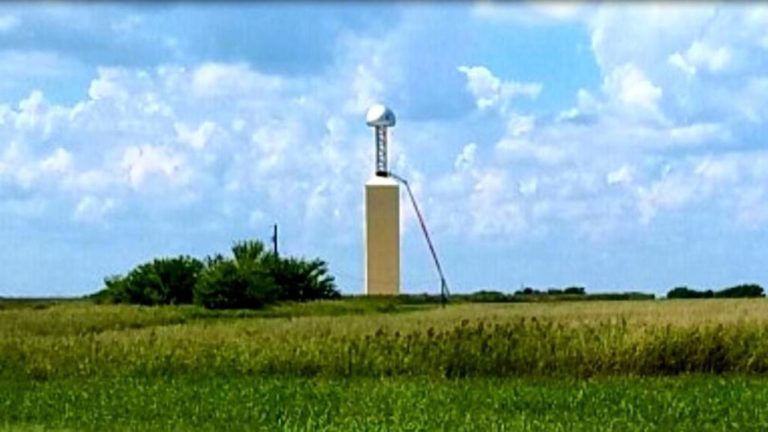 Engineers seek funds for world's largest Tesla coil • The Register