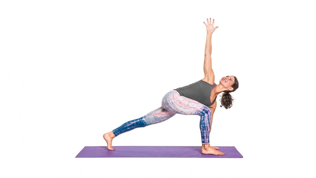 Utthita Parsvakonasana: Extended Side Angle Pose 